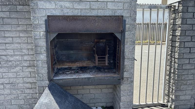 To Let commercial Property for Rent in Milnerton Central Western Cape